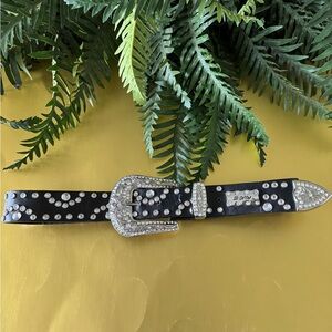 Black and Silver Studded Women's Belt
Western Belt Size M Tribal Rhinestone